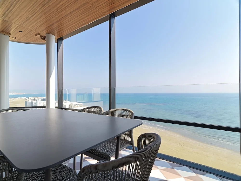 Photo - LIV Mackenzie Beach Suites Larnaca ADULTS ONLY