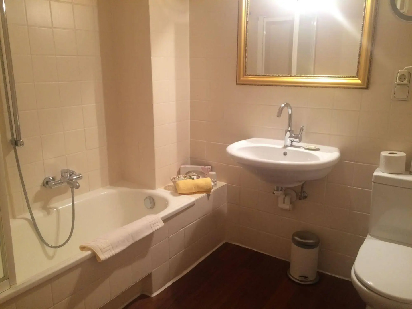 Photo - Der Schlosswirt zu Anif - Biedermeierhotel und Restaurant