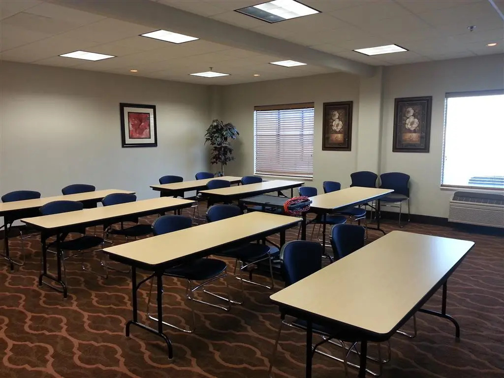 Photo - Best Western Joliet Inn & Suites