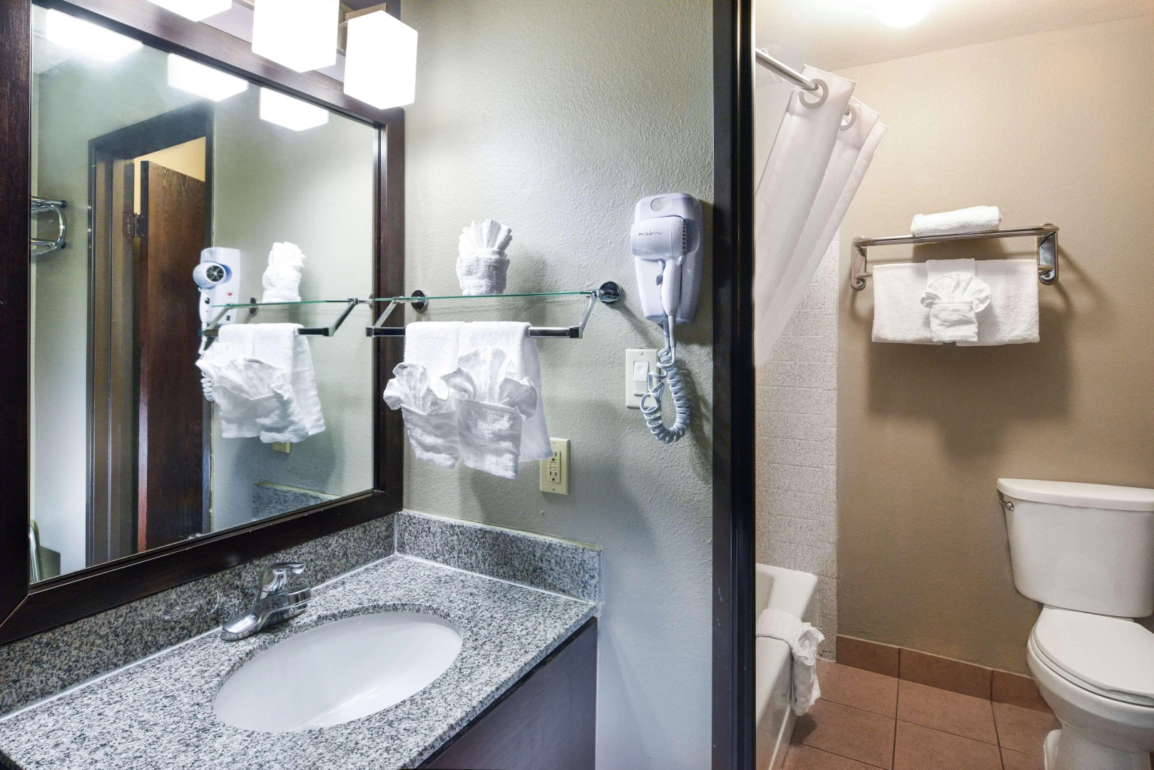 Foto - Best Western McCarran Inn