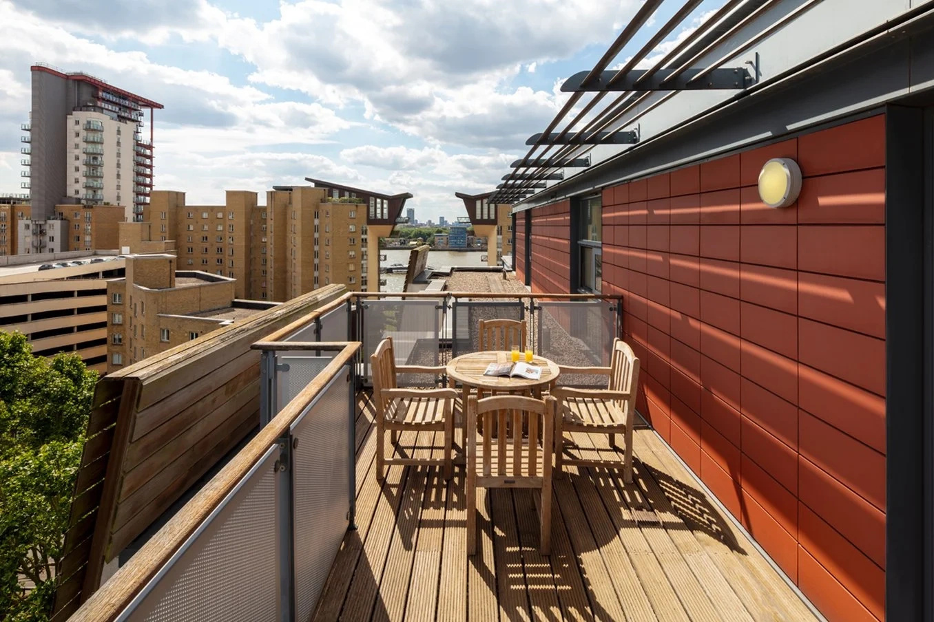 Photo - Marlin Apartments Canary Wharf