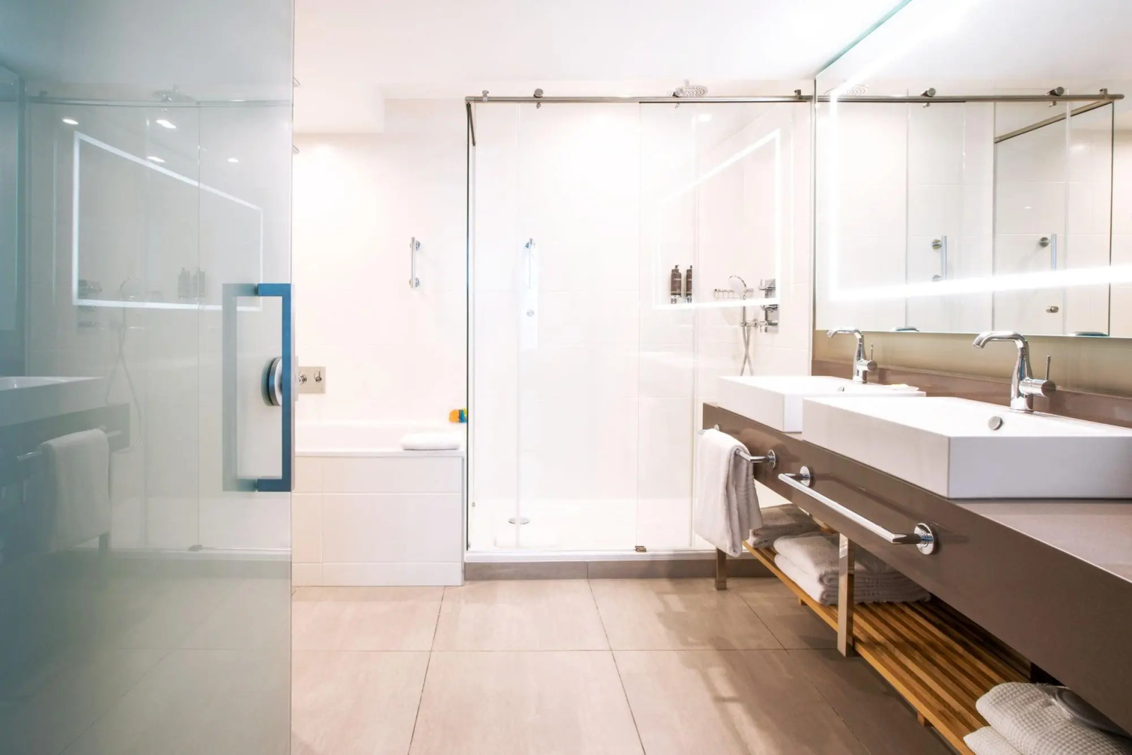 Foto - Courtyard by Marriott Paris Porte de Versailles