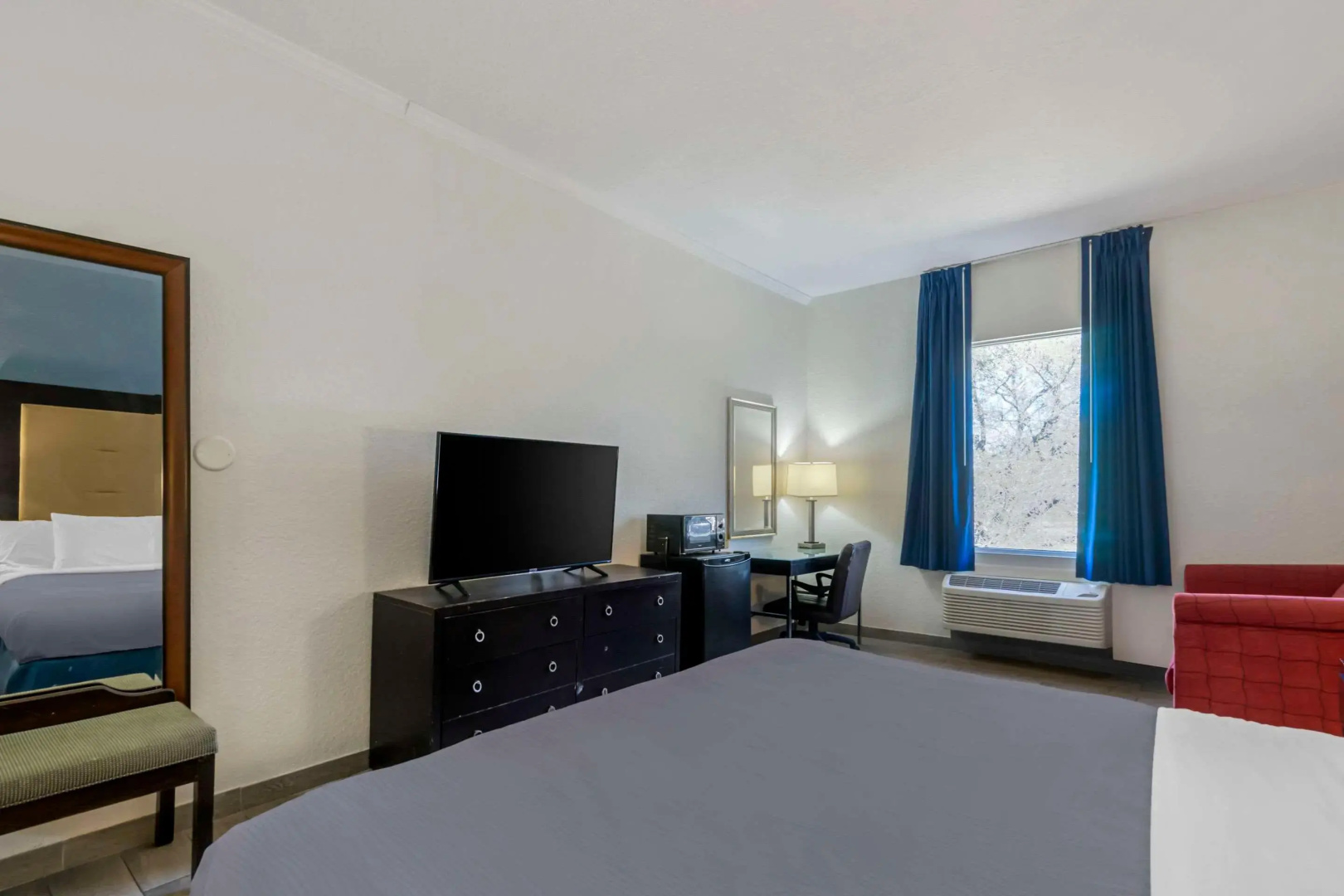 Photo - Rodeway Inn Wesley Chapel