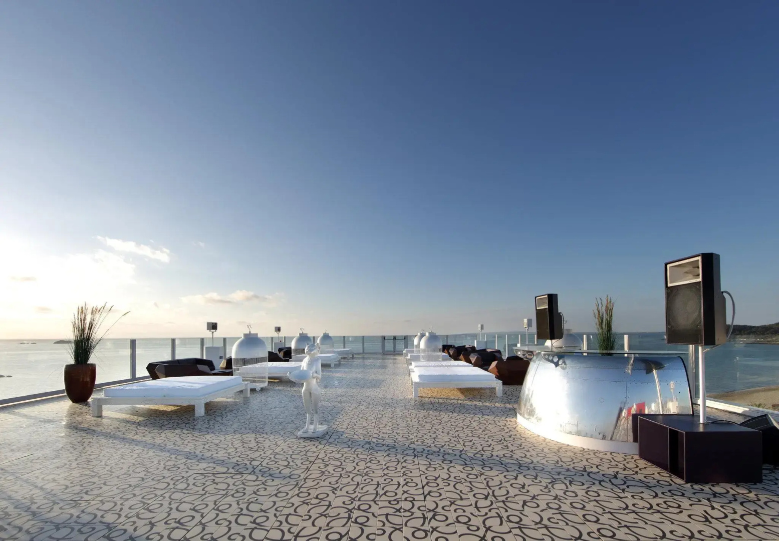 Foto - The Unexpected Ibiza Hotel - Ushuaïa Club entrance included