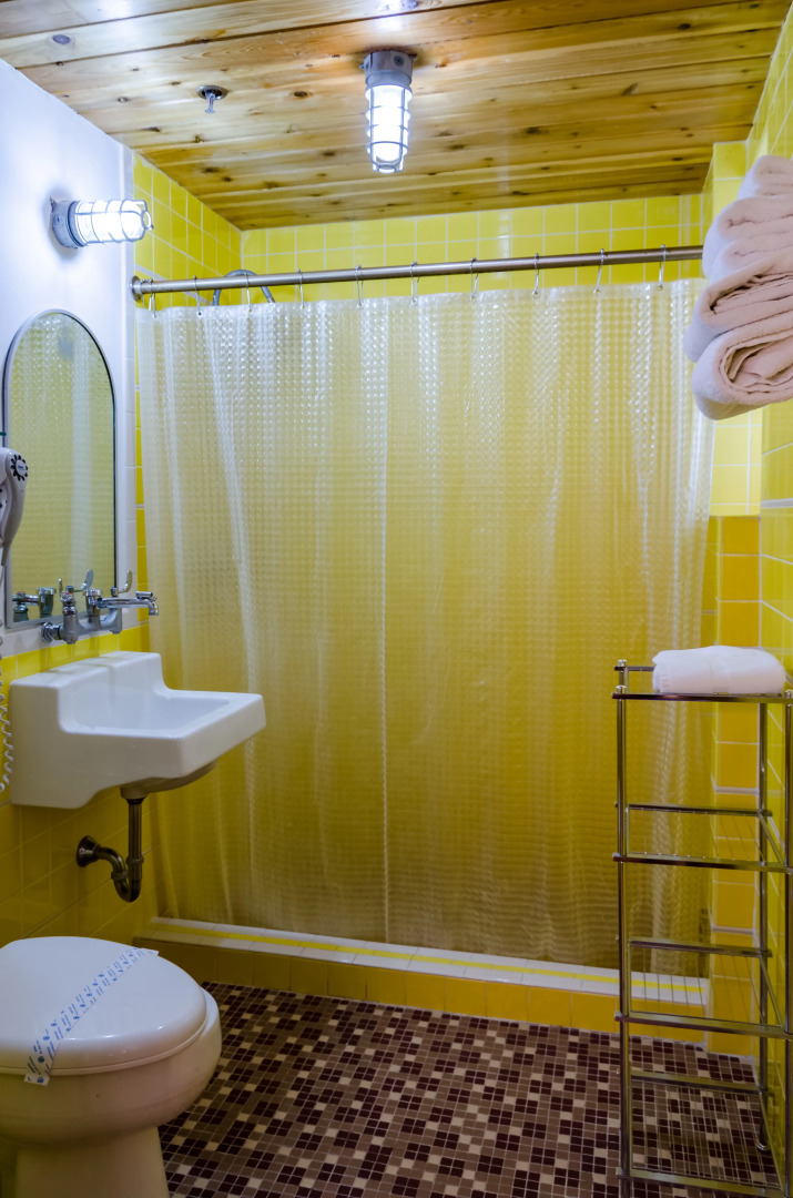 Photo - Pelican Hotel