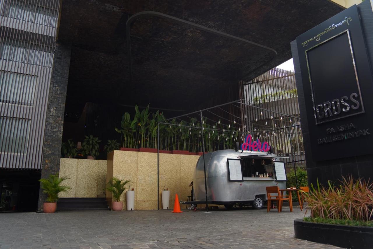 Photo - Cross Paasha Bali Seminyak