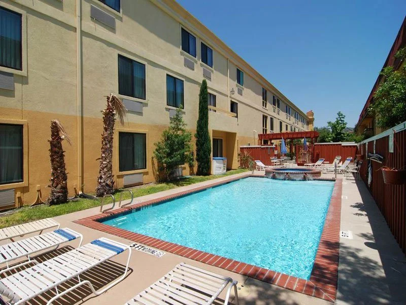 Photo - Comfort Inn Dallas Park Central