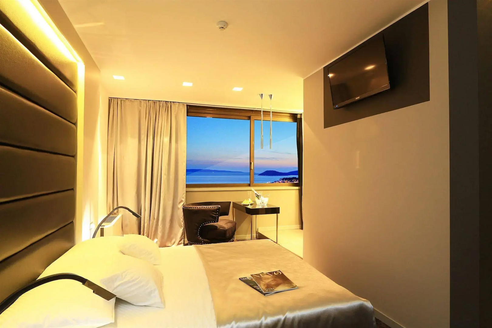Photo - The View Luxury Rooms