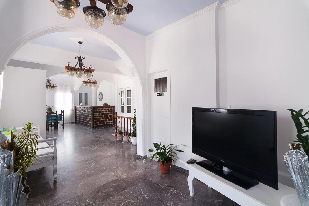 Photo - Cyclades Hotel