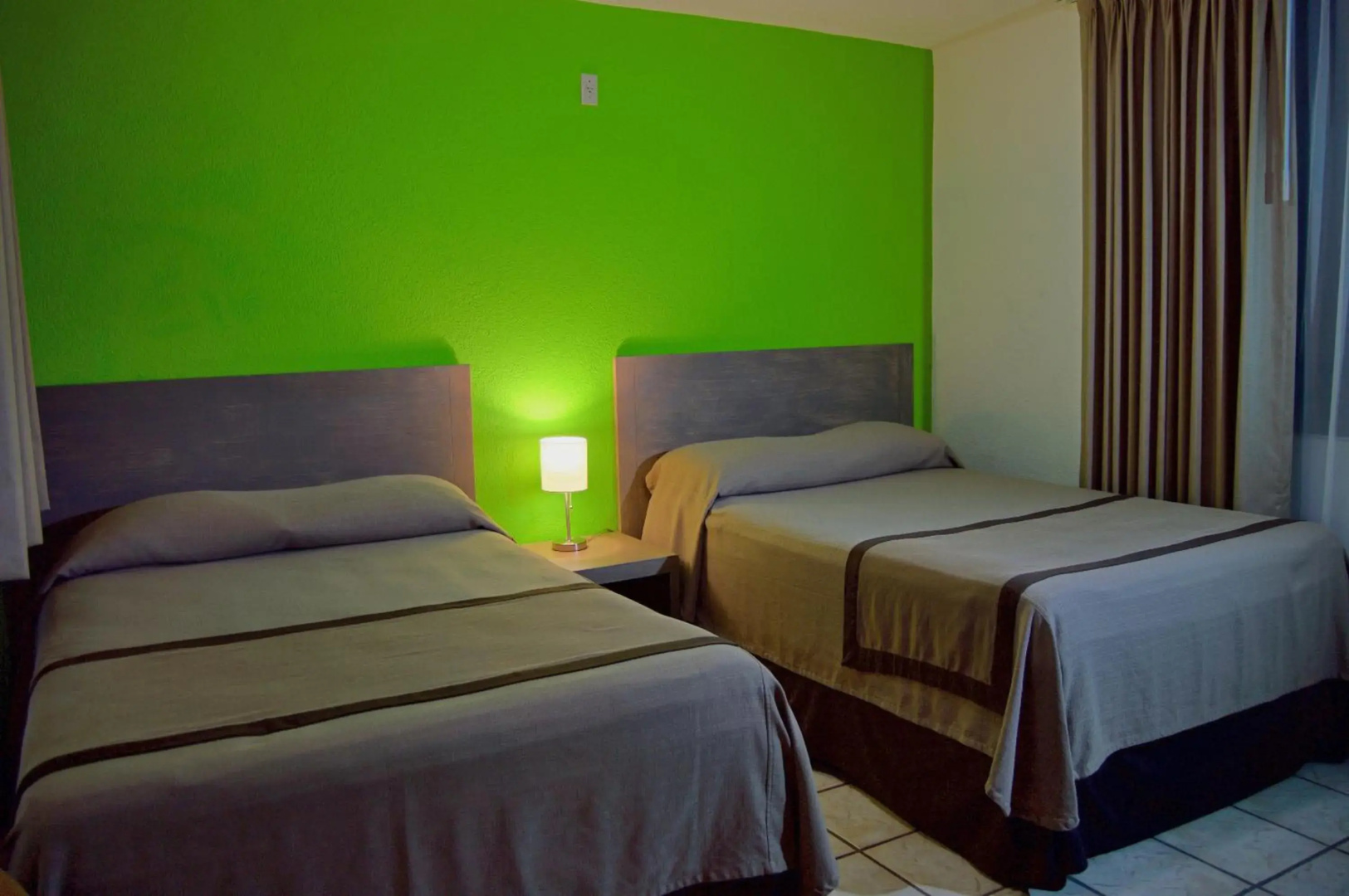 Photo - Sunrock Hotel & Suites