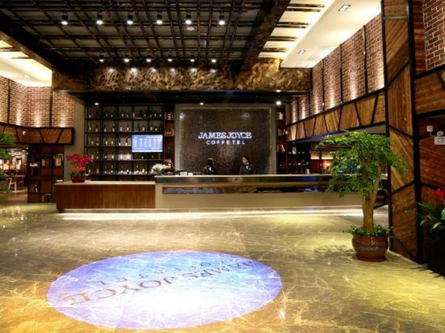 Haofeng Yazhi Hotel (Shanghai International Resort Tangzhen Metro Station)
