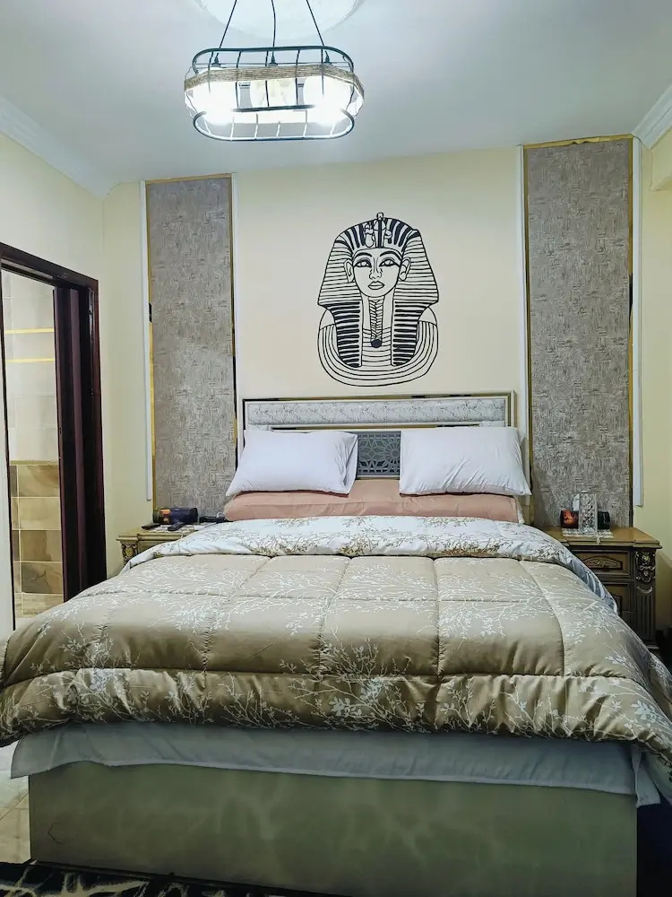 Foto - Sneferu Pyramids inn - Full Pyramids View