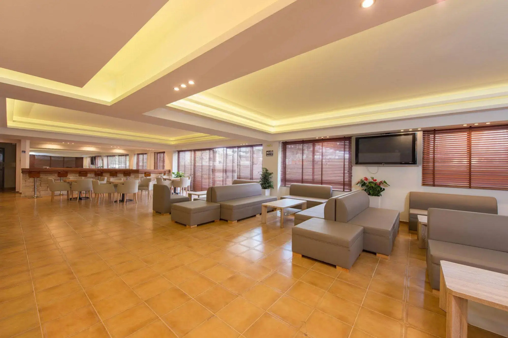 Photo - Sunny Days Hotel