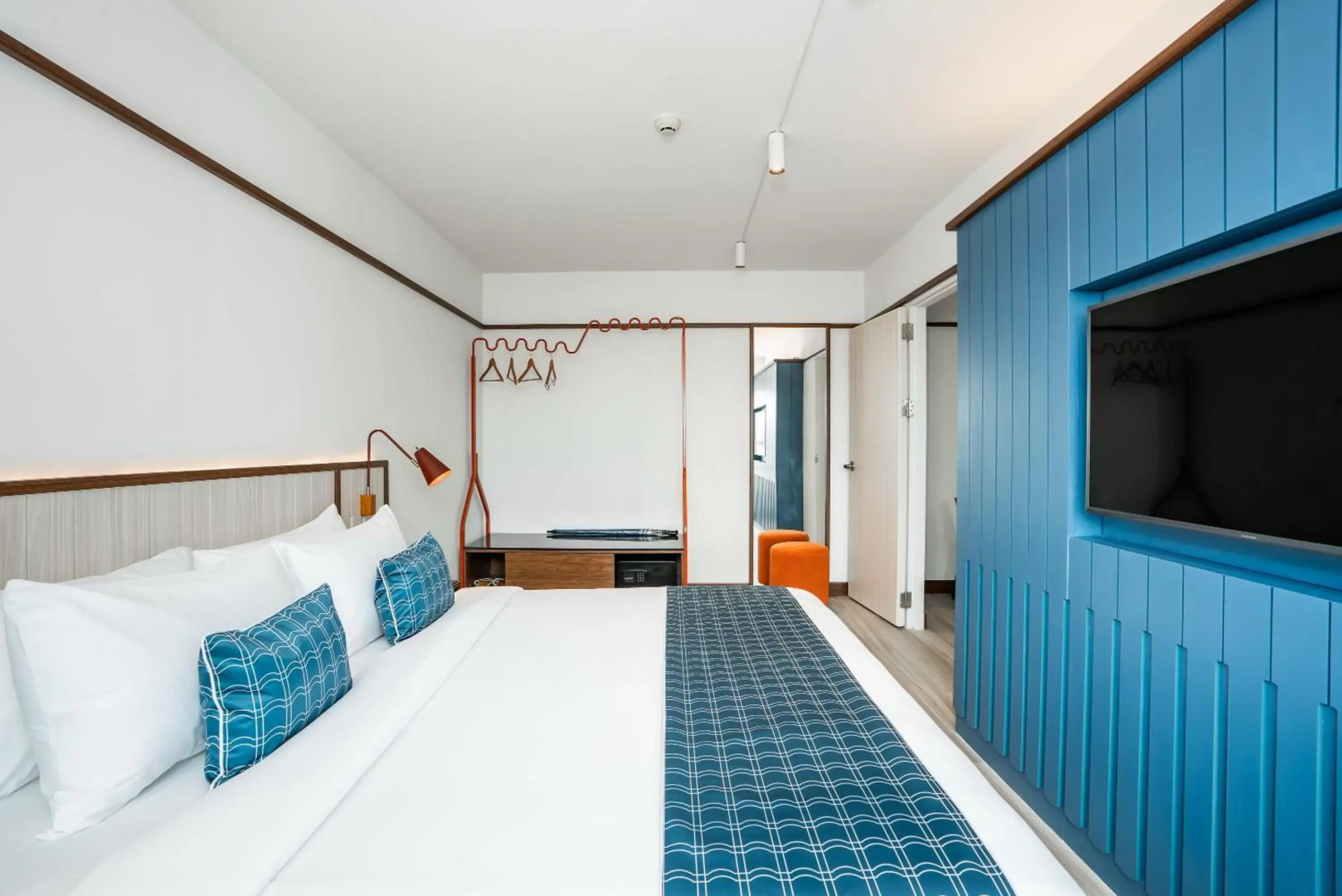 Photo - Hotel Amber Sukhumvit 85