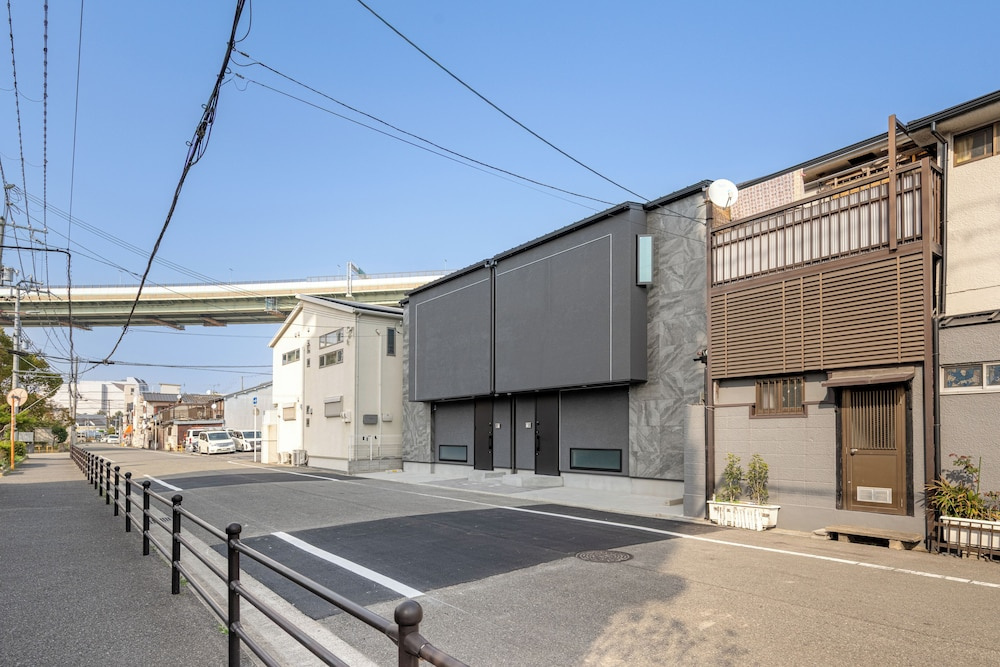 Photo - Universal front villa Sanrriott