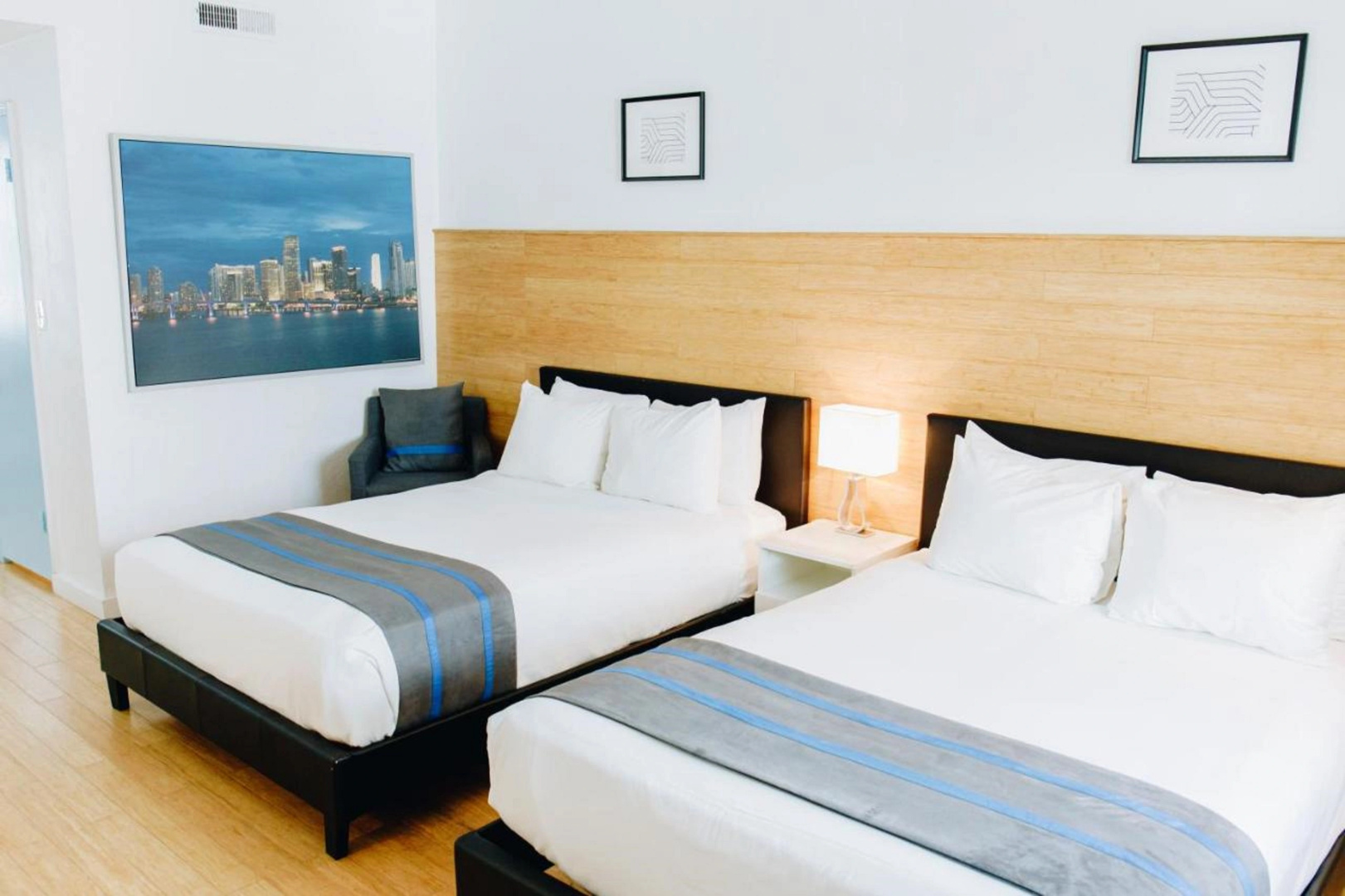 Photo - Aqua Hotel & Suites
