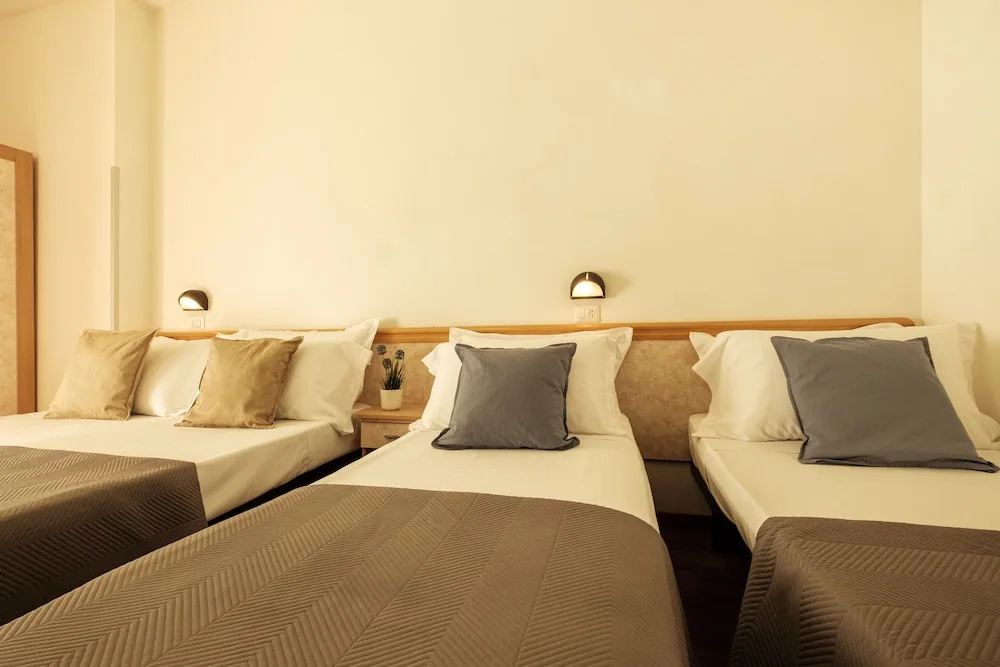 Photo - Hotel Oceanic