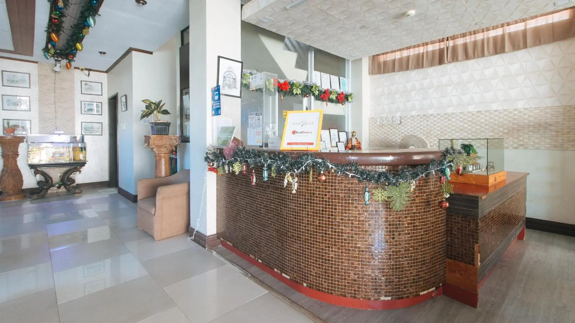 Photo - RedDoorz Plus New Era Budget Hotel Mabolo former RedDoorz near Landers Superstore Cebu City