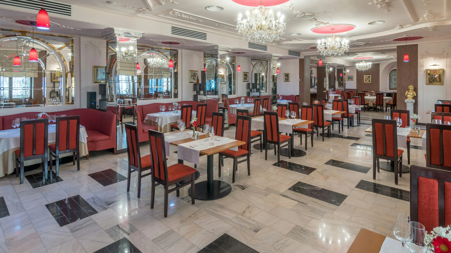 Photo - Hilton Sibiu