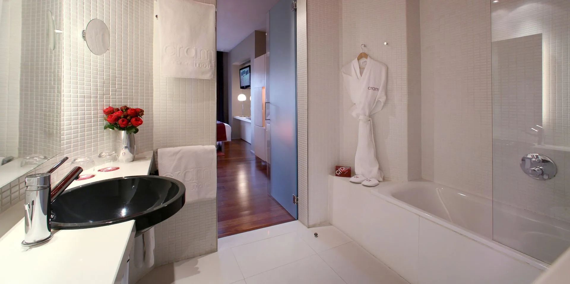 Foto - Cram Hotel