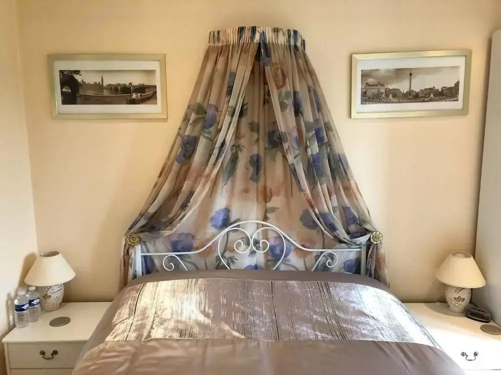 Photo - WILLOW RIDGE - a large country house with 3 rental rooms