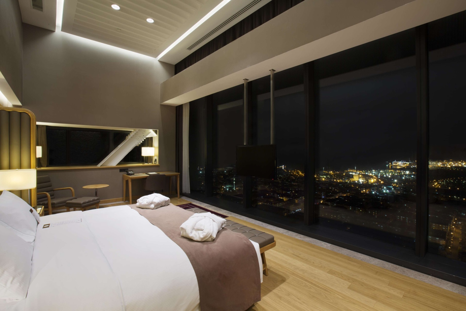 DOUBLETREE BY HILTON ISTANBUL AVCILAR