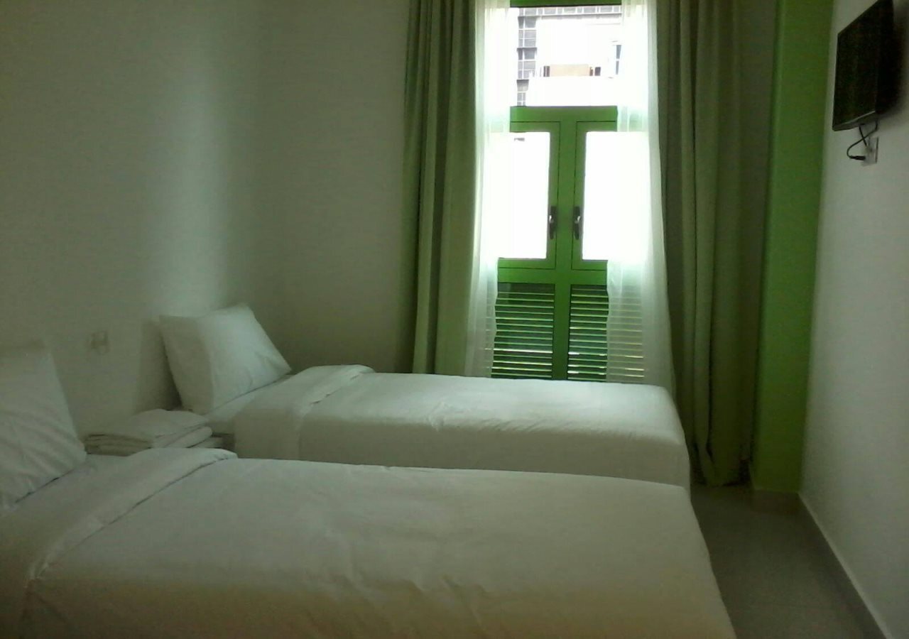 Photo - YY48 Hotel 2 Mins Walk From Masjid Jamek LRT Station
