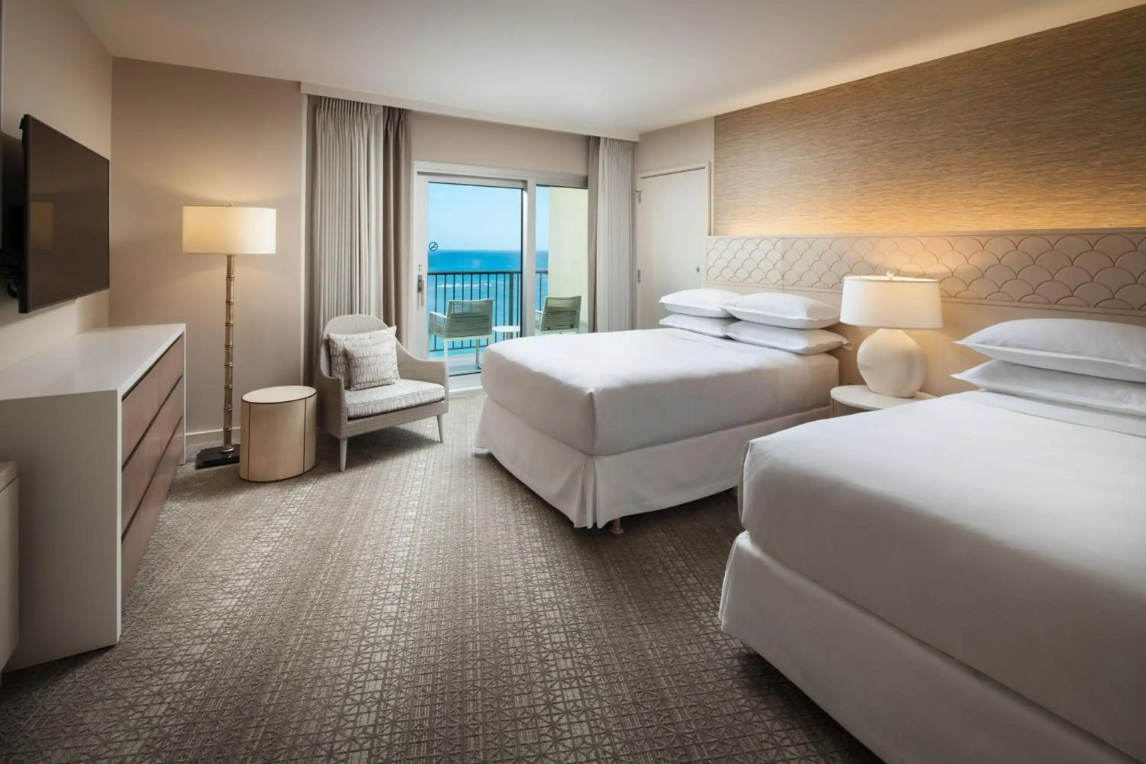 Photo - Sheraton Waikiki Beach Resort