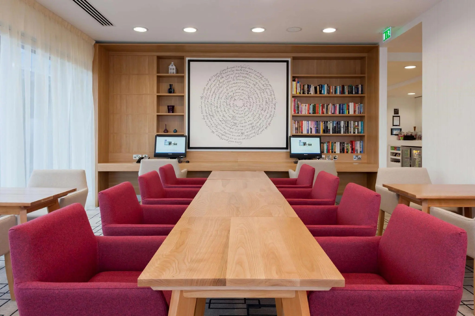 Foto - Hampton by Hilton London Gatwick Airport