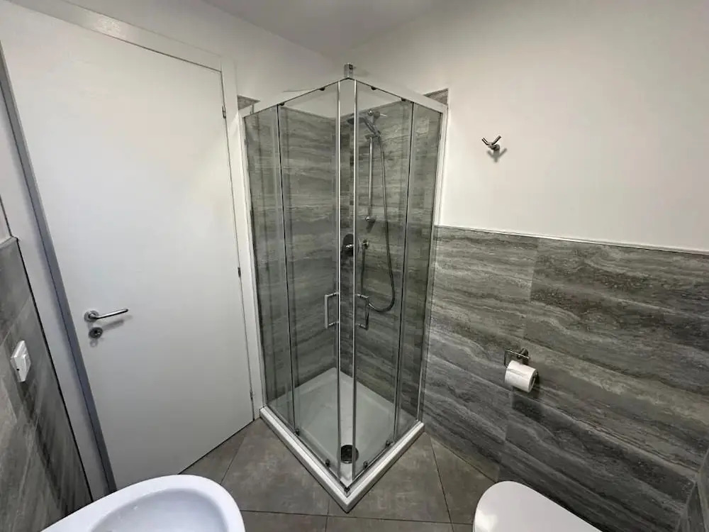 Photo - Sweet Home Desiree