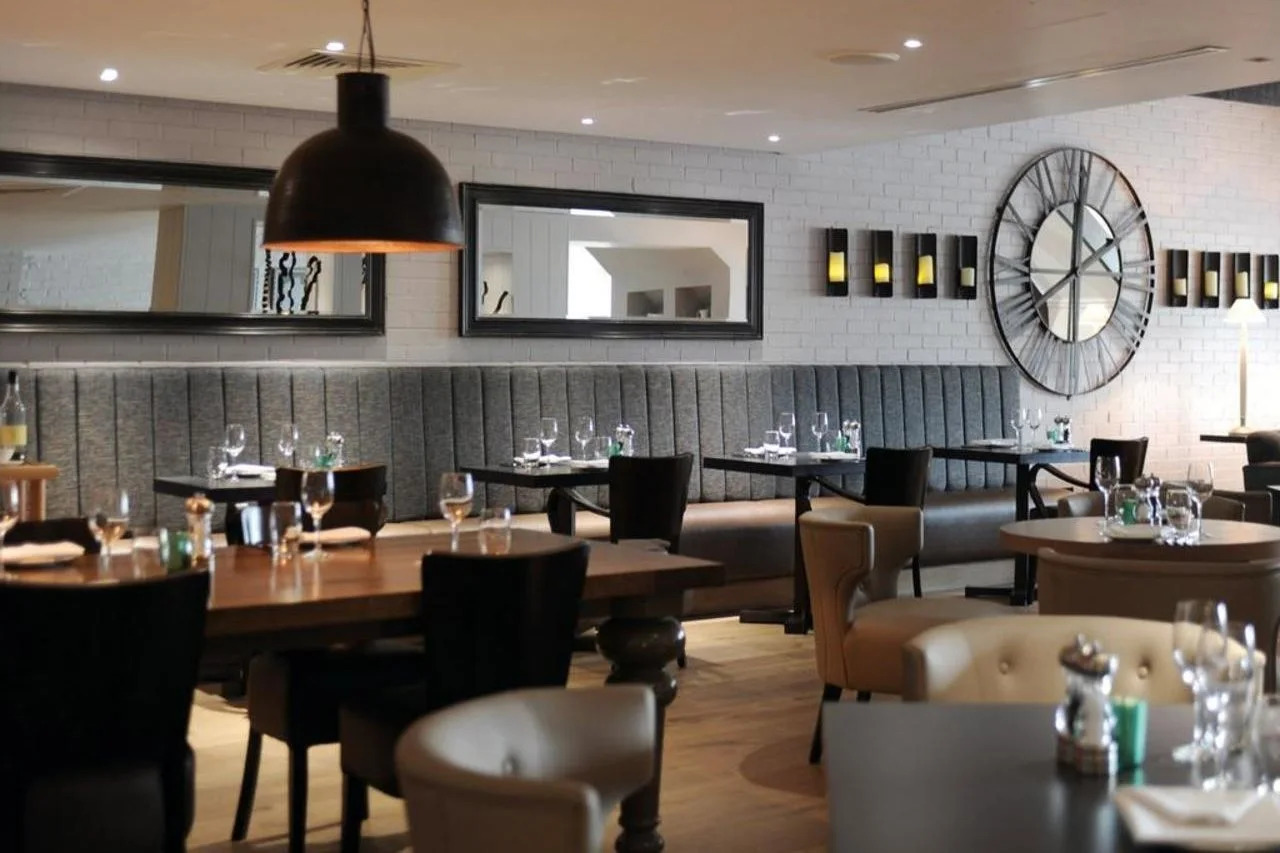 Photo - Macdonald Windsor