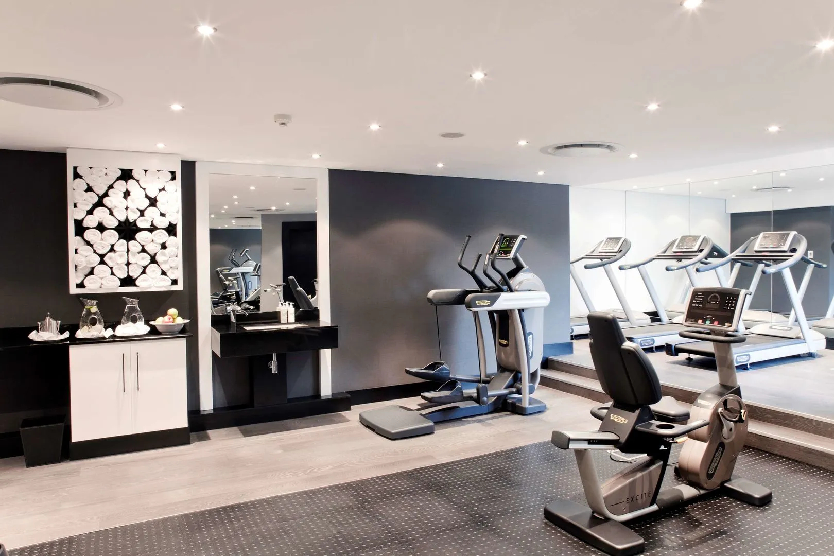 Photo - The Maslow Hotel, Sandton