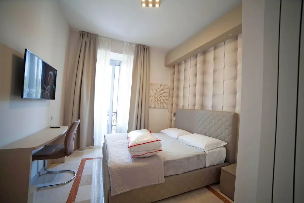 Photo - IMHOME - Cadorna House