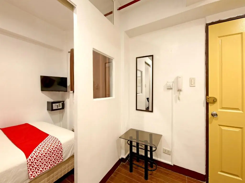 Photo - OYO 858 City Stay Inns Bgc Nuevo