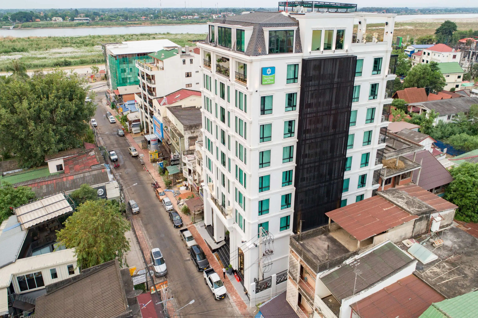 Photo - SureStay Hotel by Best Western Vientiane