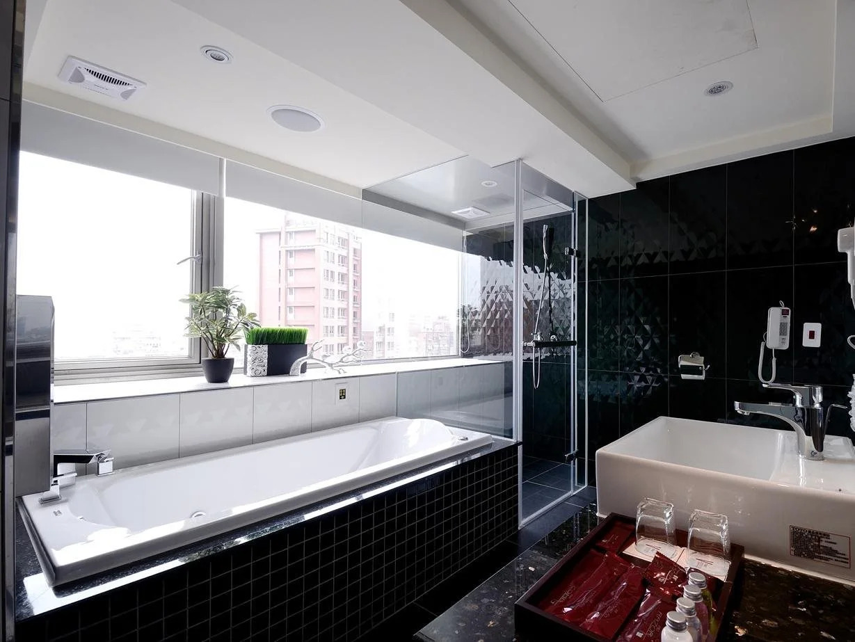 Photo - V-one Vogue Hotel