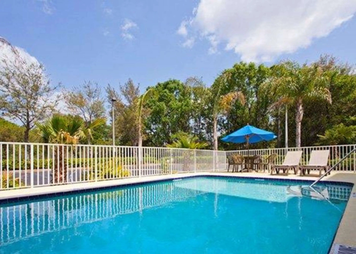 Foto - Econo Lodge Wesley Chapel I-75