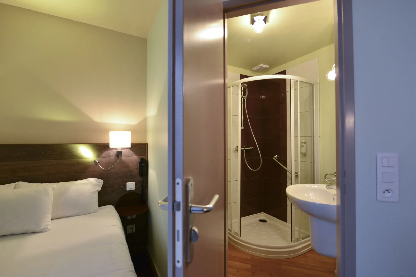 Photo - Accostage Hotel