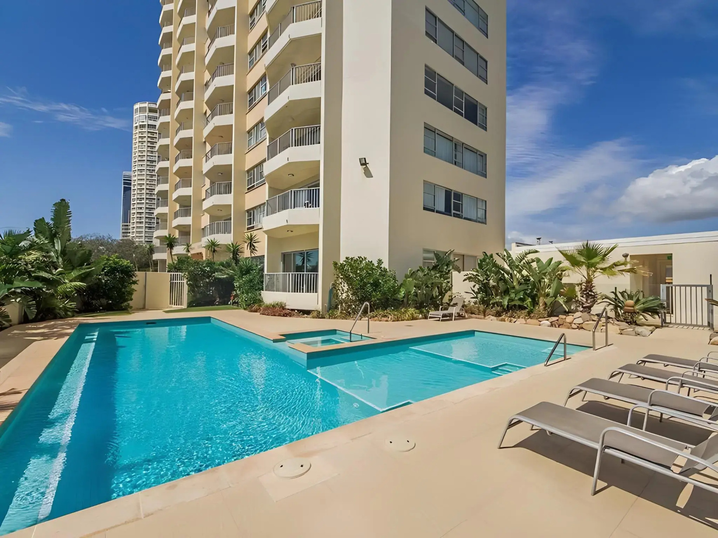 Foto - Pacific Plaza Apartments