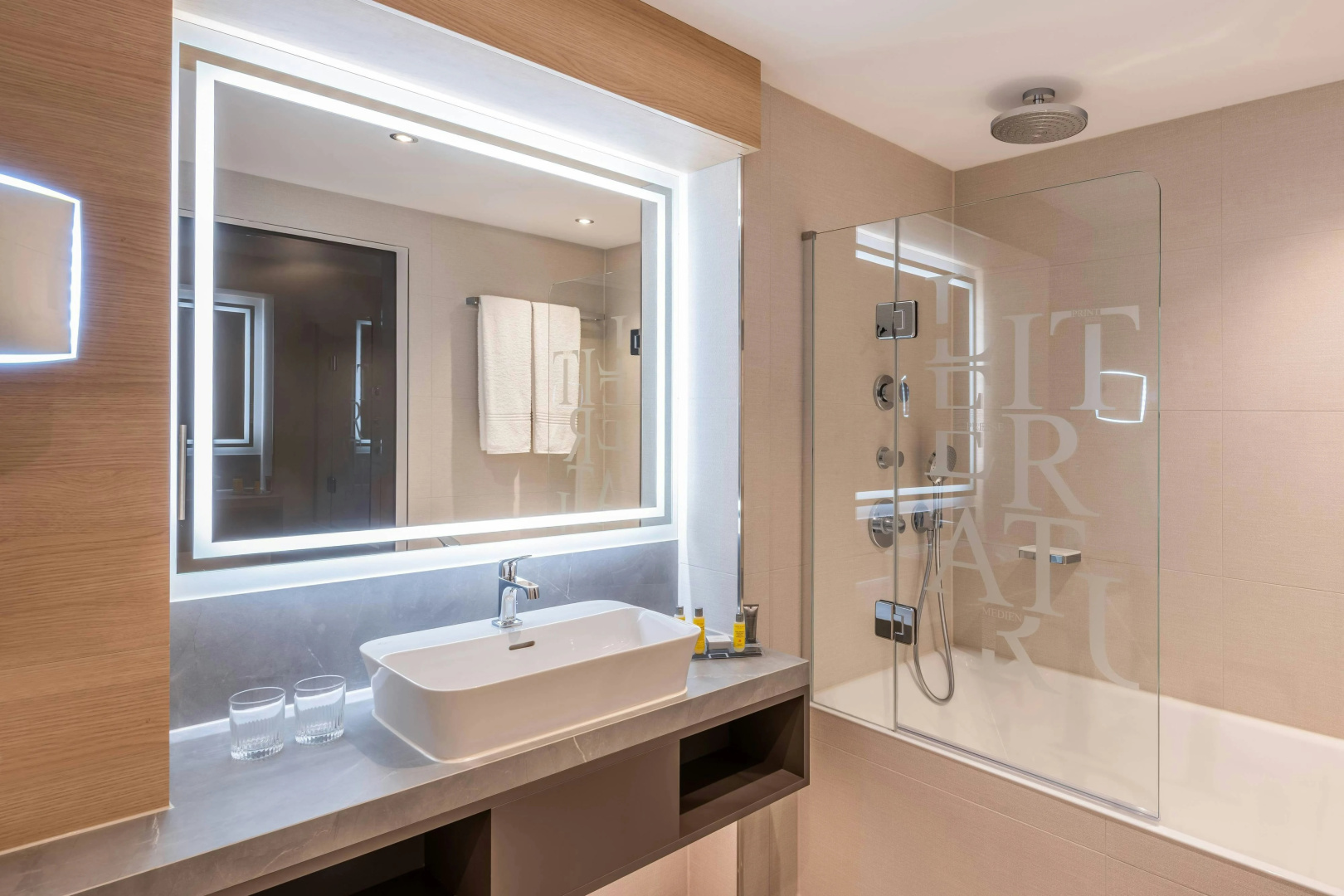 Photo - Frankfurt Airport Marriott Hotel