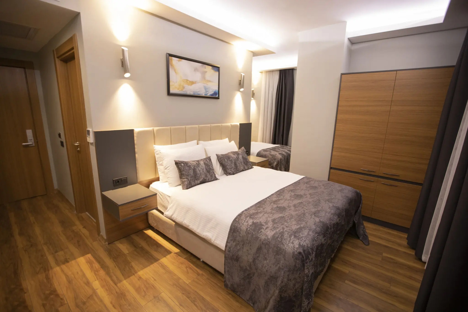 Photo - Divares Luxury Hotel