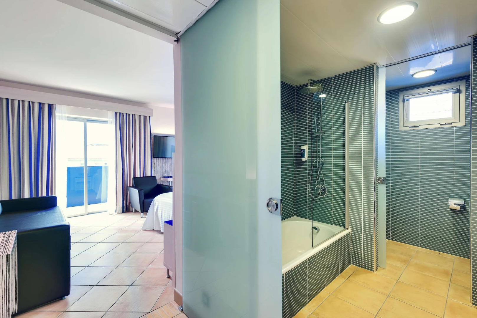 Photo - Seth Punta Prima