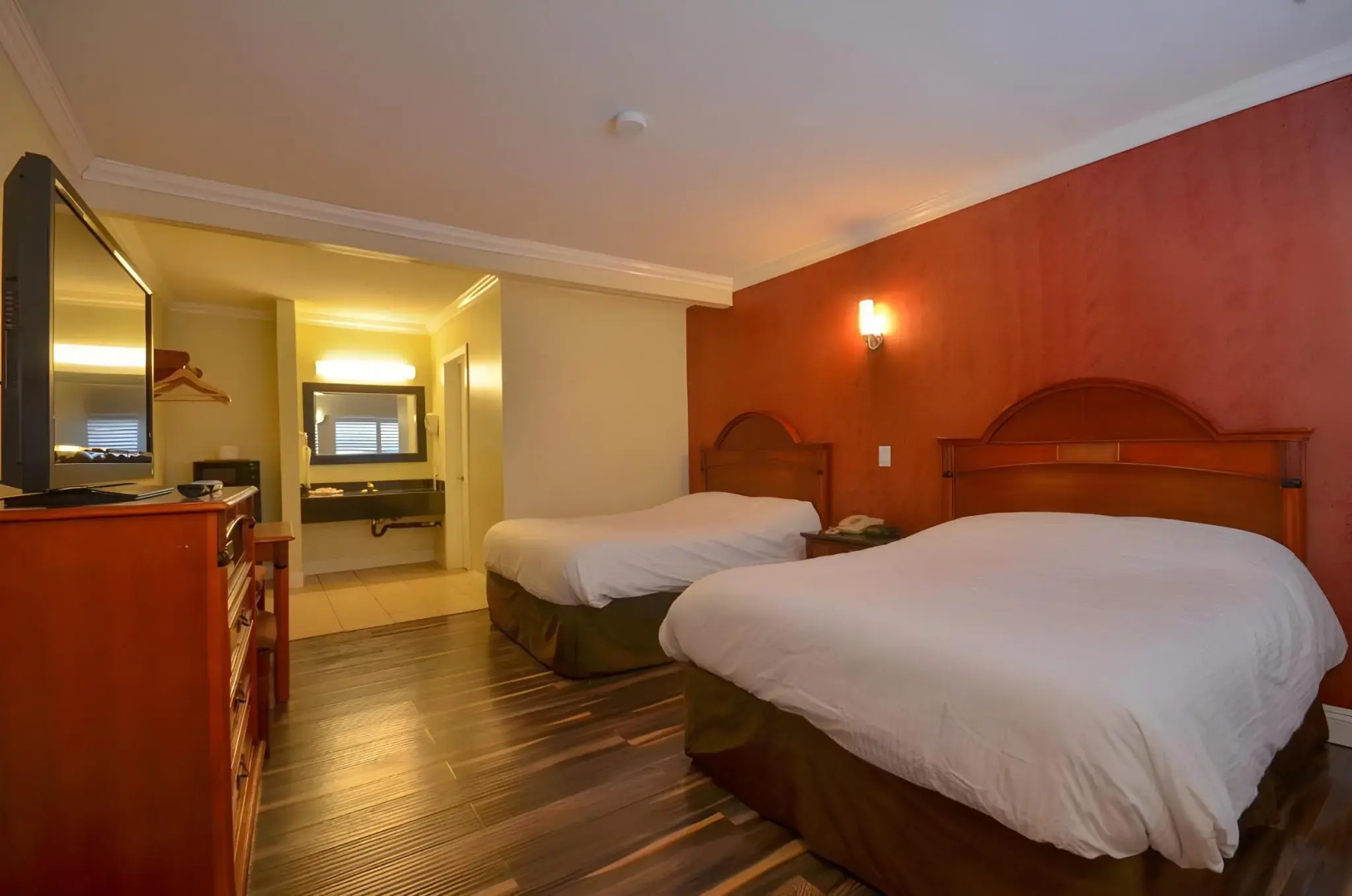 Photo - Hollywood City Inn