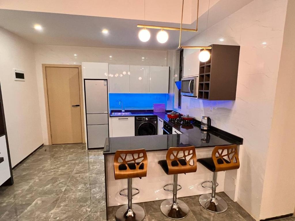 2 Bedroom furnished apartment unit