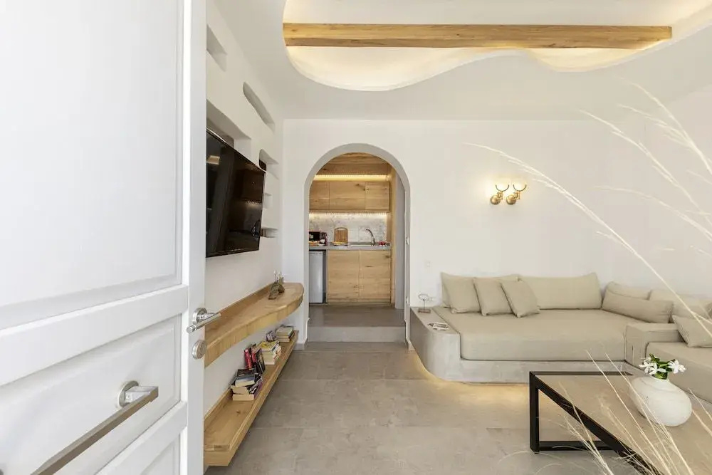 Photo - Alafropetra Luxury Suites