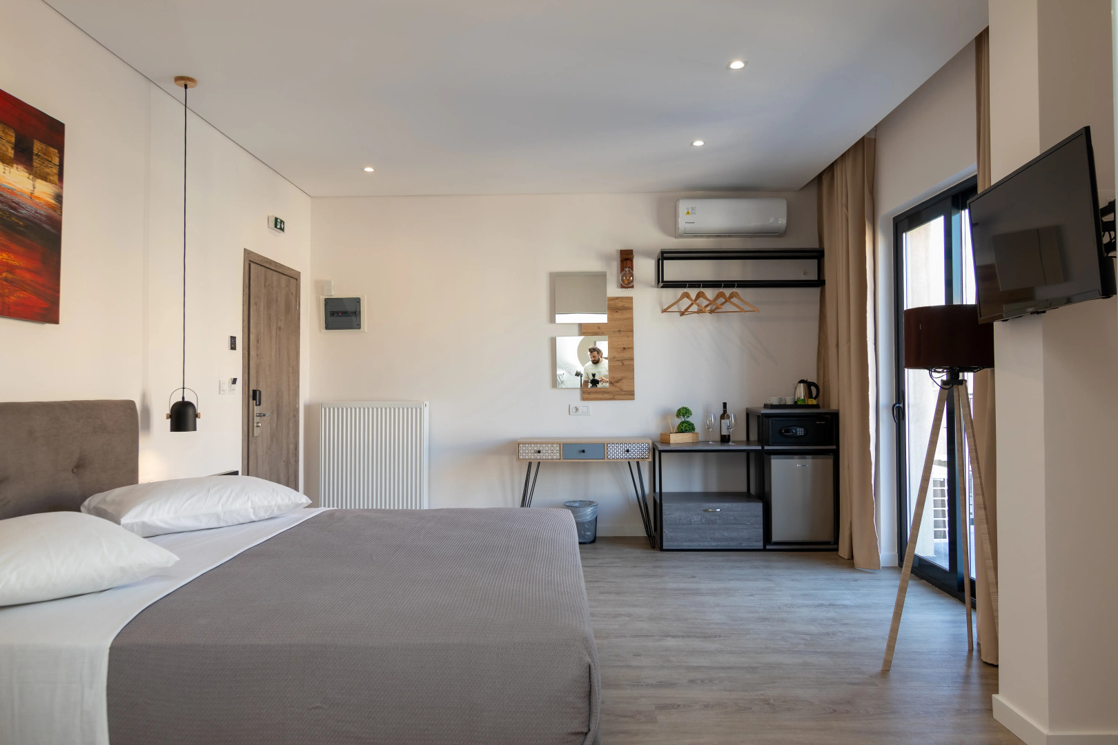 Photo - Dunlin Hotel