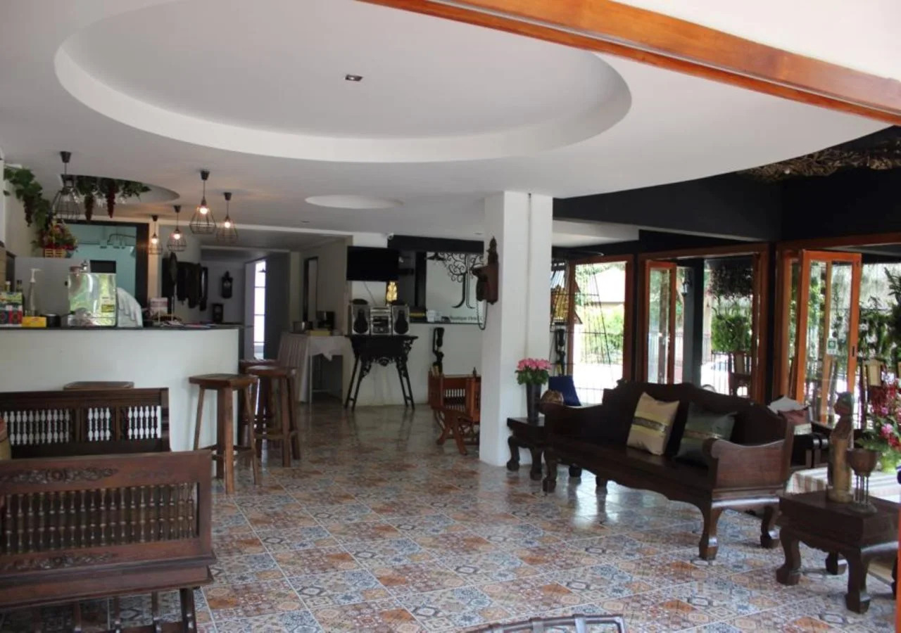 Photo - Big Tree Old Town Hotel