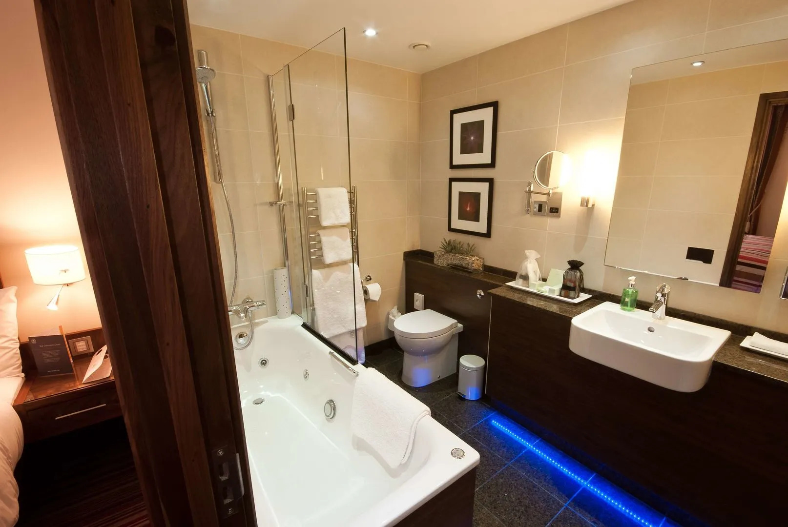 Photo - The Rembrandt