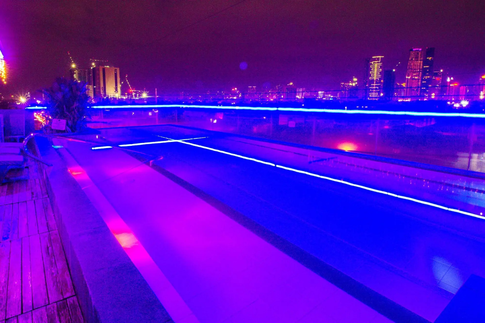 Foto - Jade Hotel and Suites