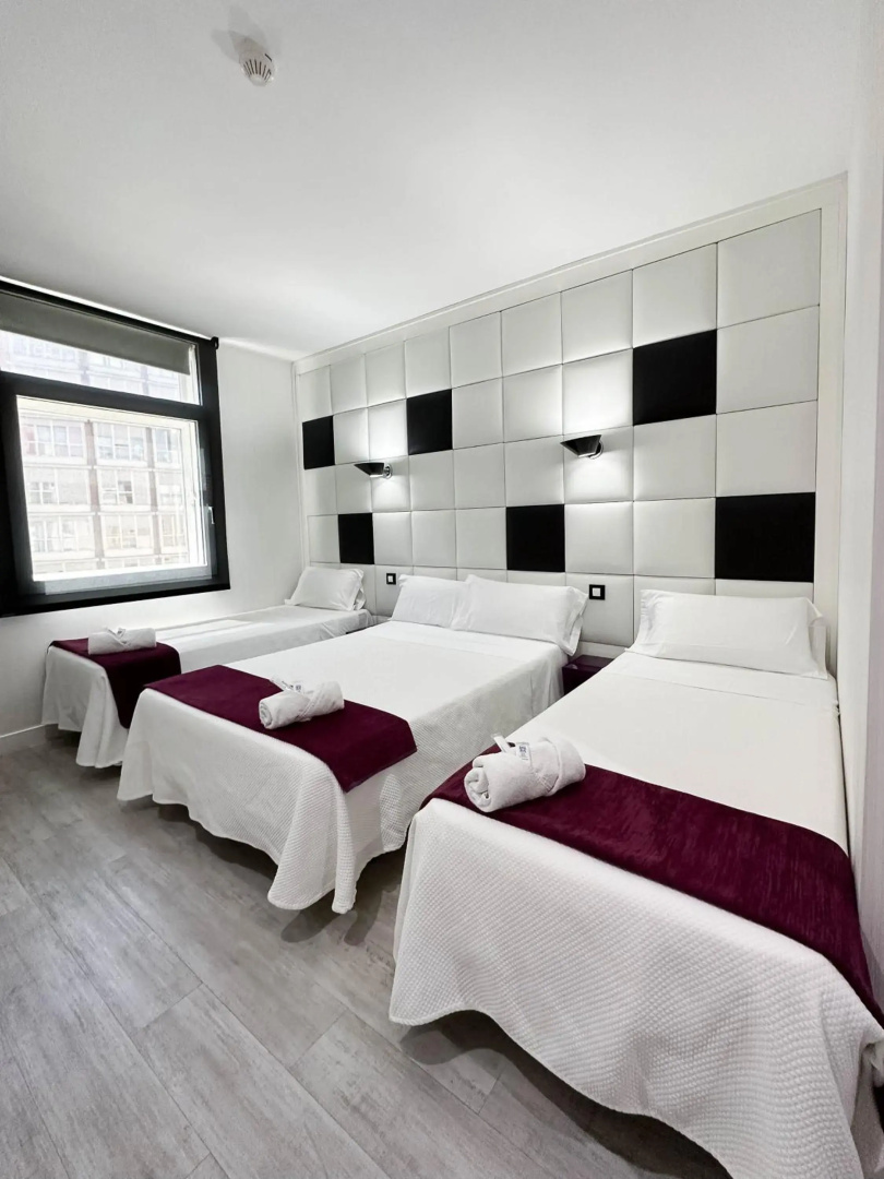 Photo - Hotel Avenida de España